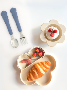 Bol à ventouse en silicone sans BPA, design antidérapant, motif fleur, <span class=keywords><strong>assiette</strong></span> enfant superposable, ensemble de bols en forme de fleur - Product Image 1