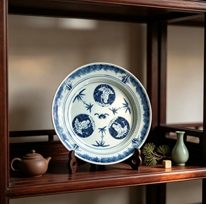 Assiette en céramique Jingdezhen peinte à la main sous glaçure, motif garçon lotus et bambou, en <span class=keywords><strong>porcelaine</strong></span> bleue et blanche, plaque ronde, figurine antique - Product Image 2