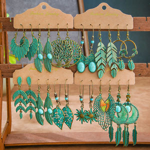 Ensemble <span class=keywords><strong>de</strong></span> boucles d'oreilles pendantes vintage <span class=keywords><strong>pour</strong></span> femmes, boucles d'oreilles bohèmes à feuilles vertes, boucles d'oreilles à pampilles, boucles d'oreilles longues faites à la main, <span class=keywords><strong>vente</strong></span> <span class=keywords><strong>en</strong></span> <span class=keywords><strong>gros</strong></span> - Product Image 1