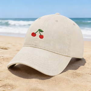 Casquette de baseball en coton 100% à 6 panneaux avec motif de cerises en point d'aiguille, visière incurvée, snapback, casquette de sport en gros - Product Image 6