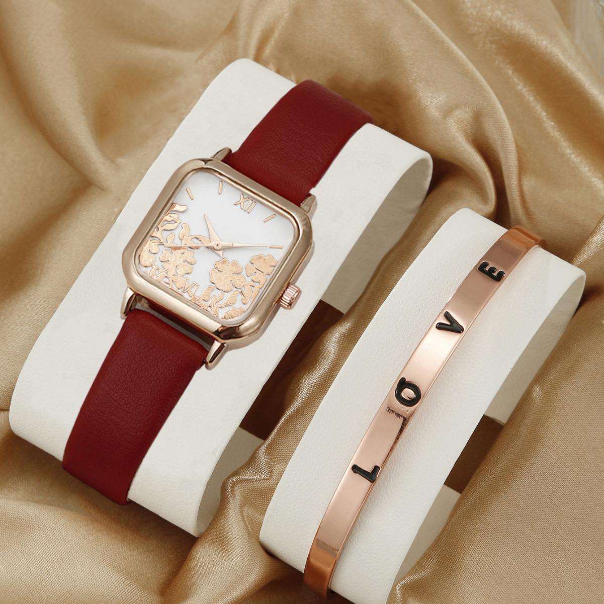 Garden Hundred Four-Leaf Clover Dial Belt Quartz Watch Women's
