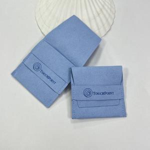 Sacs d'emballage de bijoux en microfibre de 8*8 cm imprimés de logo personnalisé pochettes d'emballage d'enveloppe à rabat pour bijoux - Product Image 5