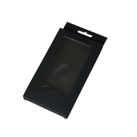 Barato al por mayor logotipo personalizado negro caja de la caja del teléfono ventana caja de papel con gancho para móvil caso de juguete
