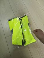 Gilet de sécurité réfléchissant haute visibilité pour une sécurité accrue dans des conditions de faible luminosité Gilet réfléchissant