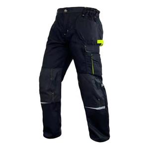 Pantalon de paintball sublimé personnalisé tendance de qualité supérieure pour hommes – Joggers légers et protecteurs pour une liberté de mouvement optimale - Product Image 3