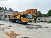 Grue de camion hydraulique XCT25L5 d'occasion de 25 tonnes, grue mobile de ramassage QY25K5D de 25 tonnes