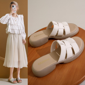 Sandales à bout ouvert QLFashion pour femme, nouvelle collection été 2025, à semelle épaisse et bout carré, grandes tailles, modèle d'exportation 916 - Product Image 4