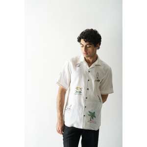 Chemise pour homme, design élégant à manches courtes, tissu doux au toucher, idéal pour un usage quotidien, le bureau et les sorties du week-end - Product Image 1