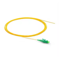 Cordon de brassage fibre optique intérieur personnalisé 1m 1.5m 0.9mm 9/125 LC APC Simplex Monomode G657A G652D