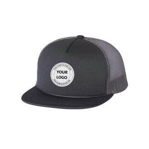 Gorra Trucker Personalizada de Moda para Exteriores, Estructurada de Malla, de 5 Paneles, con Cierre Ajustable y Parche Bordado Bicolor - Product Image 2