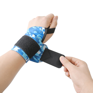2026 New Arrival Custom Logo Wrist Wrap Fitness NON-Slid Band Sleeve <b>Straps</b> Breathable Neoprene Gym Weightlifting Powerlifting - Product Image 2
