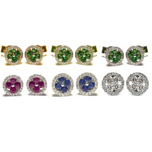 Boucles d'oreilles clous en or blanc 18 carats avec tsavotine et grenat vert, excellent choix pour les femmes, mariage, anniversaire, fête - Product Image 4