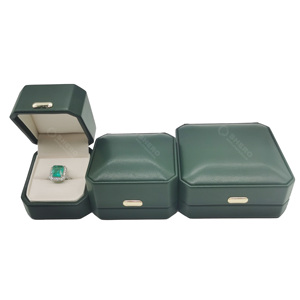 Caja de Embalaje de Joyería de Cuero PU con Logotipo Personalizado en Estampado en Caliente para Anillos, Colgantes y Pendientes - Product Image 4