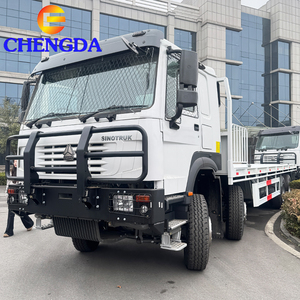 Camión de Plataforma Plana Sinotruk de 4 Ejes y 60 Toneladas, 430HP, 8*4, para Transporte de Maquinaria Pesada - Product Image 4