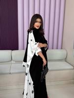Abaya pour femmes Hafizah, imprimée en noir et blanc, manches longues, longueur au sol, robe de prière musulmane, OEM personnalisé