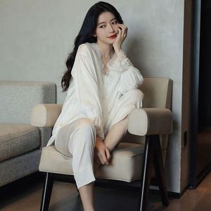 Conjunto de Pijama de Manga Larga con Encaje Dulce para Verano 2026, Pijama de Seda Satén Blanca con Cuello en V para Mujer - Product Image 3