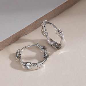 Aros Redondos de Oro para Mujer, Joyería de Moda EKA-266 - Product Image 2