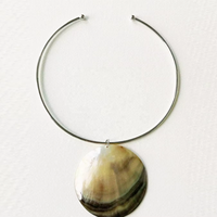 Collier ras du cou en acier inoxydable avec pendentif rond en nacre naturelle, bijoux en argent et or pour femmes, accessoires bohèmes