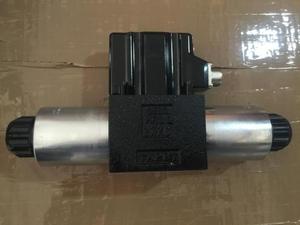 วาล์วควบคุมทิศทางแบบสัดส่วน Parker D3fbe02sc0nf00 ขนาด 10 มม. รุ่น Ng10 พร้อมระบบอิเล็กทรอนิกส์ในตัว Obe - Product Image 4