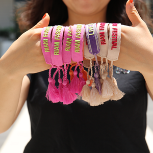 New <span class=keywords><strong>Custom</strong></span> Handmade Dệt Letters Thêu Tassel Bracelet Thời Trang Điều Chỉnh Vòng Tay Tình Bạn Wristband Cho Phụ Nữ Cô Gái - Product Image 5