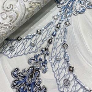 Pourquoi le papier peint <span class=keywords><strong>en</strong></span> relief 3D avec style europé<span class=keywords><strong>en</strong></span> Floral Gold Court est-il utilisé dans les villas <span class=keywords><strong>de</strong></span> salons et les arrière-plans <span class=keywords><strong>de</strong></span> décoration <span class=keywords><strong>de</strong></span> la maison - Product Image 2