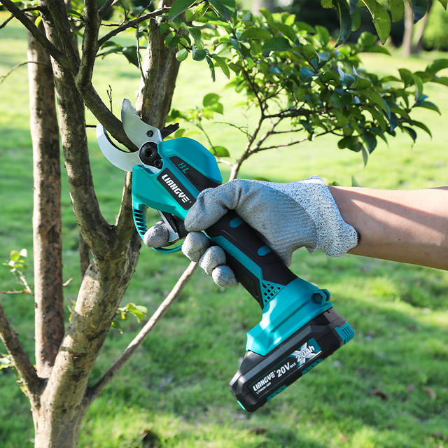 2024 New Arrival Max 40mm Cutting Capacity BL Cordless Pruning Shear Professional Bypass Tree Scissor Battery Operated