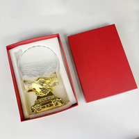 Trophée de reconnaissance en verre optique circulaire en cristal avec prise de main en résine dorée, vente en gros