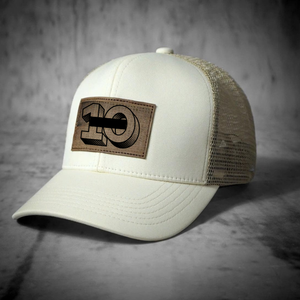 Casquette de sport trucker en maille blanche avec logo en caoutchouc personnalisé, visière incurvée, confortable et classique, 6 panneaux, pour le voyage, vente en gros - Product Image 3
