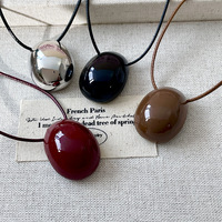 Collares de Moda con Colgante, Cuentas Ovaladas de Resina, Cadena Larga, Joyería para Mujer, Pieza Elegante, Hecho en China, para Uso Casual