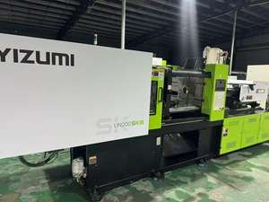 Máquina de Moldeo por Inyección de Plástico Horizontal Eléctrica de Alta Velocidad YIZUMI de 200 Toneladas con PLC, Servomotor, Bomba de Tornillo y Rodamiento de Ahorro de Energía - Product Image 2