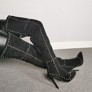 Bottes cuissardes pour femme en daim, grande taille 47, super longues, avec rivets métalliques, fermeture éclair arrière, talons aiguilles - Product Image 6