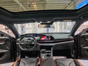 سيارة تشانجان يوني-في مستعملة موديل 2023، إصدار سوبريم 1.5 تيربو - Product Image 6