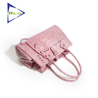 Sac à main grande capacité personnalisé à motif crocodile pour femme, sac à bandoulière, sac fourre-tout personnalisé avec rivets et design cœur