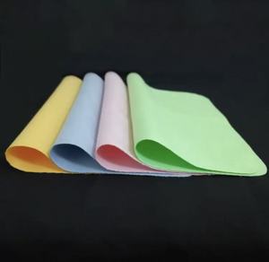 Paño de Limpieza de Lentes de Microfibra de Gamuza al por Mayor de Fábrica, Logotipo Personalizado, Suave, Colores Surtidos, Reutilizable, Patrón Cuadrado, 22g - Product Image 2