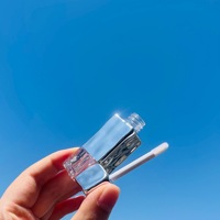 Gloss à lèvres en gros sous marque privée, tube argenté, gloss liquide, imperméable, longue tenue, brillant, fabricant de cosmétiques pour les lèvres