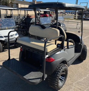 Voiturette de golf électrique élévatrice Elite Tempo 4 places, style Club Car, alimentée par batterie, véhicule utilitaire premium - Product Image 4