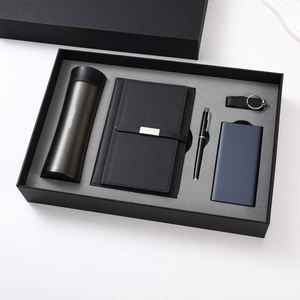 Set de Regalo de Oficina Moderno y Sencillo: Libreta Azul con Cierre, Batería Externa de Acero Inoxidable y Memoria USB, Hecho en China, Ideal para Aniversarios - Product Image 3
