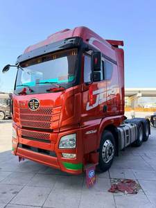 รถบรรทุกหัวลากจีน Jiefang FAW JH6 6X4 หลังคาสูง 460 แรงม้า พวงมาลัยซ้าย เครื่องยนต์ Weichai รับน้ำหนักบรรทุก 11-20 ตัน สำหรับงานเหมือง - Product Image 1