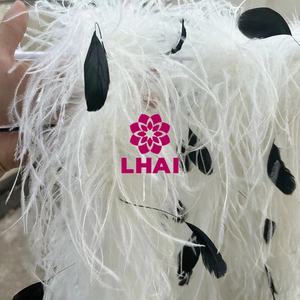 Boas <span class=keywords><strong>de</strong></span> <span class=keywords><strong>Plumas</strong></span> <span class=keywords><strong>de</strong></span> Avestruz <span class=keywords><strong>de</strong></span> 6, 10, 12 y 20 Capas <span class=keywords><strong>con</strong></span> <span class=keywords><strong>Plumas</strong></span> <span class=keywords><strong>de</strong></span> Gallo Desplumadas para Baile, Fiesta, Actuación, Espectáculo, <span class=keywords><strong>Disfraz</strong></span> - Product Image 3
