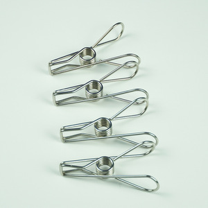 Pinces à linge rectangulaires en acier inoxydable avec ressort pour la buanderie et le séchage des vêtements - Product Image 1