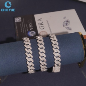 Collier cubain de luxe entièrement pavé de moissanite créée en laboratoire, en argent sterling 925, pierres hautement scintillantes, bijoux fins pour mariage - Product Image 3