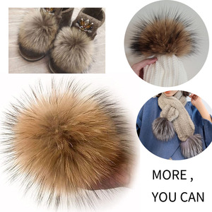 Pompón <span class=keywords><strong>de</strong></span> piel natural grande, Bola <span class=keywords><strong>de</strong></span> pompón <span class=keywords><strong>de</strong></span> piel <span class=keywords><strong>de</strong></span> mapache para sombreros, pompón <span class=keywords><strong>de</strong></span> bolas <span class=keywords><strong>de</strong></span> piel con pompones DIY a presión para bufandas, zapatos, <span class=keywords><strong>botas</strong></span> - Product Image 5