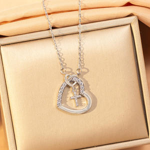 Collar de Acero Inoxidable de Moda con Microincrustaciones de Circonita, Collar con Colgante de Cruz y Corazón para Parejas, Mujeres, Mamá e Hija - Product Image 4