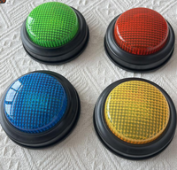Bouton d'usine personnalisable pour le cadeau de compétition de Noël de nouveauté de jeu de fête Pro avec lumière et son d'alarme