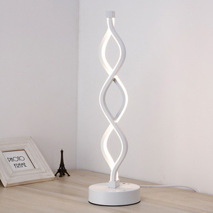Lámpara <span class=keywords><strong>de</strong></span> Mesa LED USB Clásica para Sala <span class=keywords><strong>de</strong></span> Estar, Protección Ocular, Estilo Original, IP65 - Product Image 4