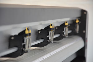 آلة قطع فيلم حماية الطلاء PPF/جهاز رسم لافتات المرور مع محرك ملف صوتي GC-140 - Product Image 4