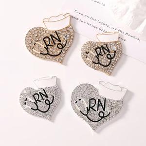 Achetez <span class=keywords><strong>des</strong></span> accessoires décoratifs en alliage de strass faits à la main, à prix avantageux, pour la décoration de coques de téléphone, de chaussures, de breloques, de cœurs, de couronnes - Product Image 3