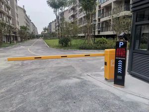 Système polyvalent de barrière de porte d'oscillation réglable de vitesse automatique de stationnement de voiture de HNT barrière manuelle de boom de bras se pliant à grande vitesse - Product Image 5