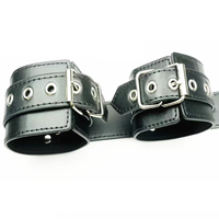 Jouets sexuels pour couples Ensemble de menottes BDSM Bondage Gear Lit Contraintes Sangle Objets Fétiche Adulte Jeu Poignets Cou Poignets