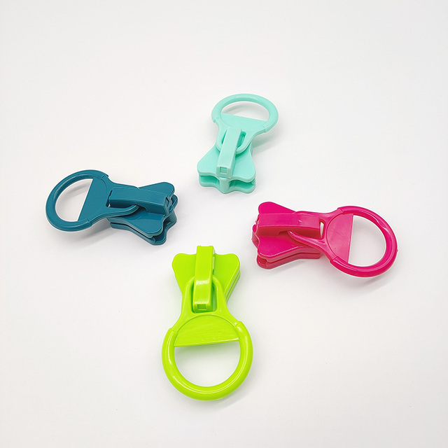 Customizable Heavy Duty 20# Plastic Non-Lock Slider Big Zipper Puller for Bags Tent Slider Resin Bag Zipper Slider Brand Color